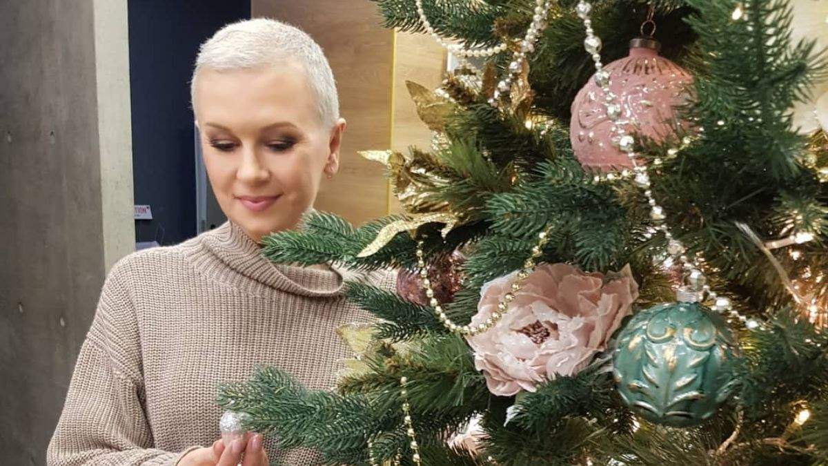 Возле Елки Новогодней