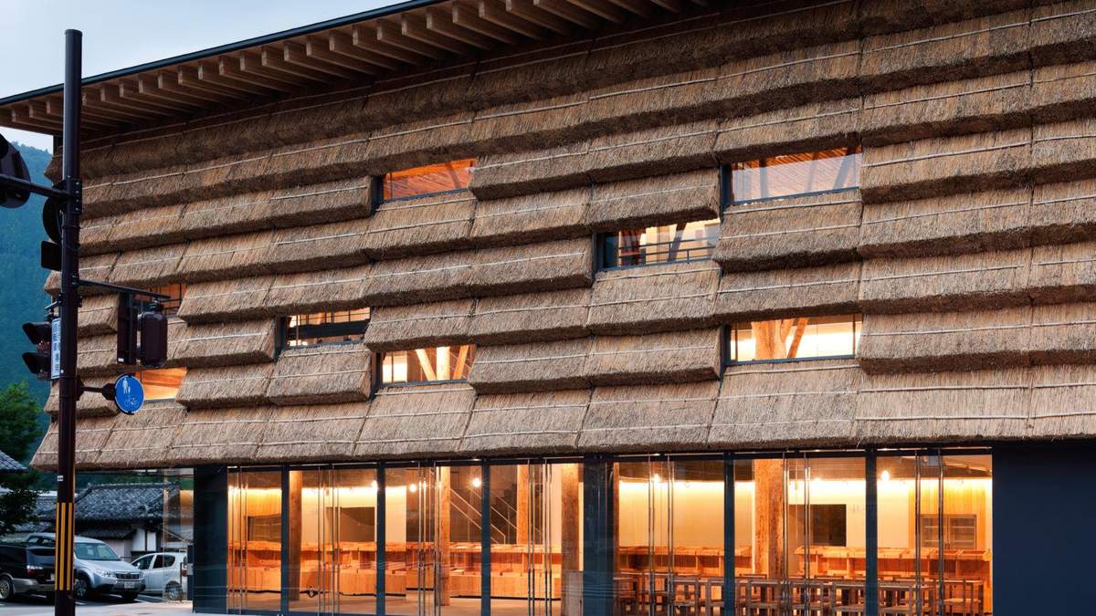 Солом'яні дахи в архітектурі 21 століття