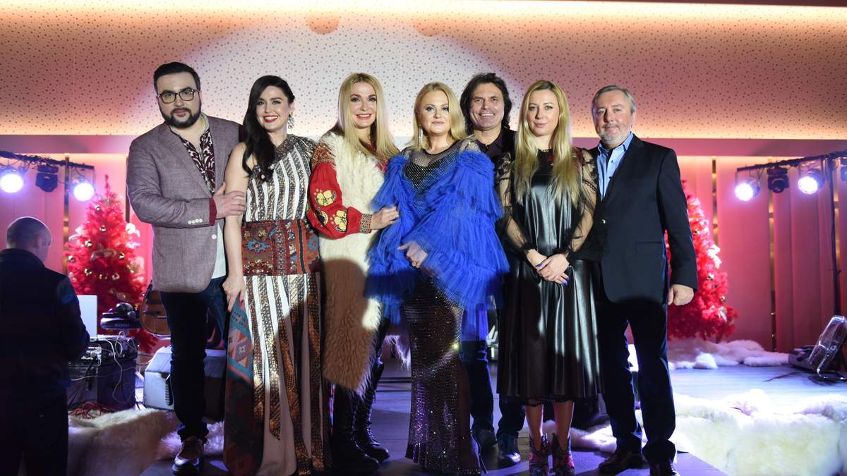 Українська пісня та унікальні секрети куті: як зірки святкували Різдво в Карпатах - Новини шоу-бізнесу - Lifestyle 24