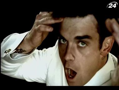 Робби Уильямс шагает к вершине британского хит-парада