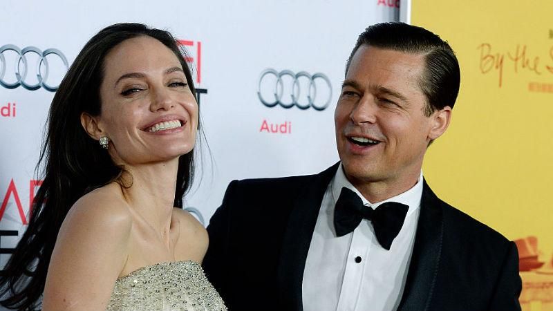 Анджелина Джоли и Брэд Питт разводятся, – СМИ Анджелина Джоли и Брэд Питт разводятся, – СМИ