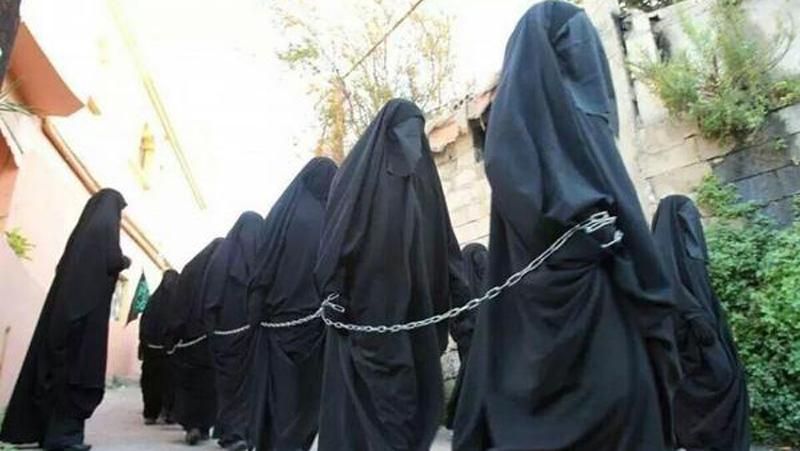 Сексуальное рабство над пленницами ИГИЛ: женщину продавали 5 раз разным мужчинам