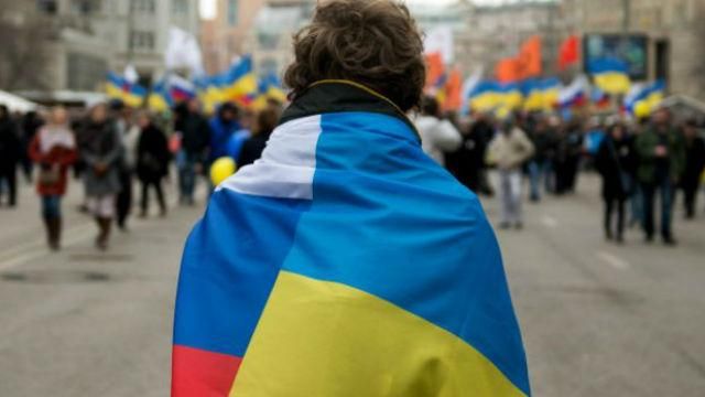 Опять предательство. На рейсах украинской авиакомпании распространяют российскую пропаганду Опять предательство. На рейсах украинской авиакомпании распространяют российскую пропаганду