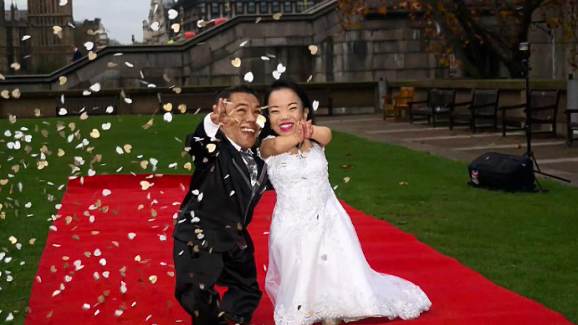 Книга рекордів Гіннеса оголосила найнижчу пару світу Книга рекордів Гіннеса оголосила найнижчу пару світу