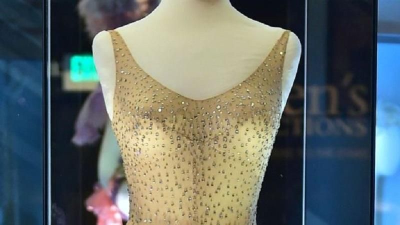 Платье легендарной певицы продали почти за 5 миллионов долларов