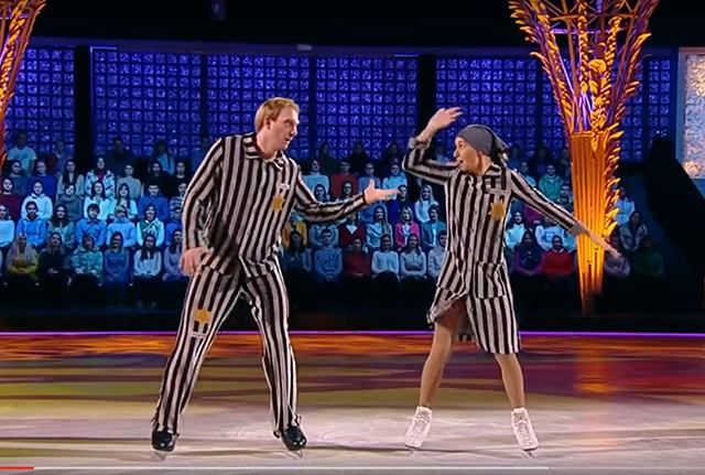 Жена рупора Путина станцевала в лагерной робе евреев Жена рупора Путина станцевала в лагерной робе евреев