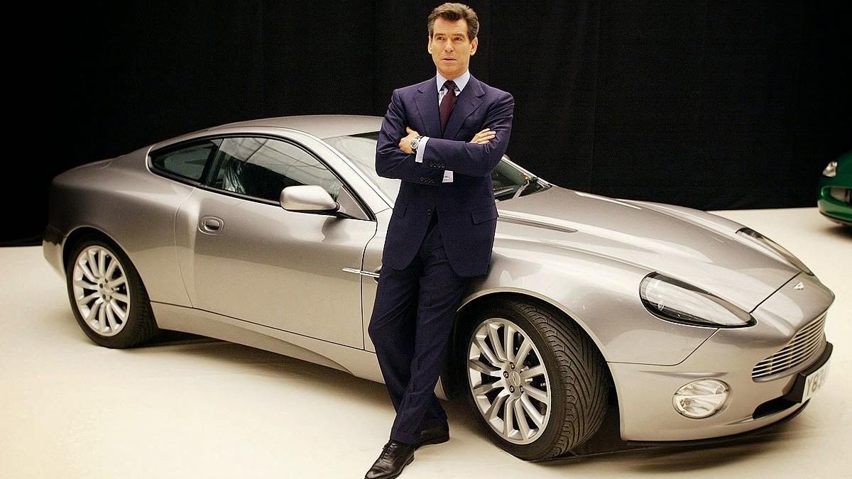 Пирс Броснан: актер, который стал символом ношения смокинга Пирс Броснан: актер, который стал символом ношения смокинга