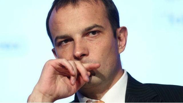 Таким нардепа ще не бачили. Для донечки Соболєв переодягнувся в ялинку Таким нардепа ще не бачили. Для донечки Соболєв переодягнувся в ялинку