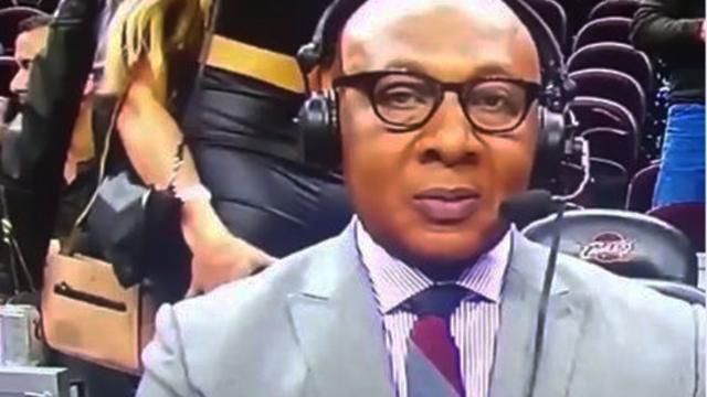 Дівчата підірвали мережі своїм зухвалим вітанням: з'явилося відео Дівчата підірвали мережі своїм зухвалим вітанням: з'явилося відео