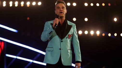 Робби Уильямс не любит чужих бактерий: появились забавные кадры