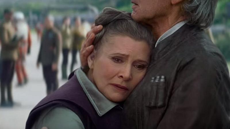 Звезду "Звездных войн" Кэрри Фишер – кремировали