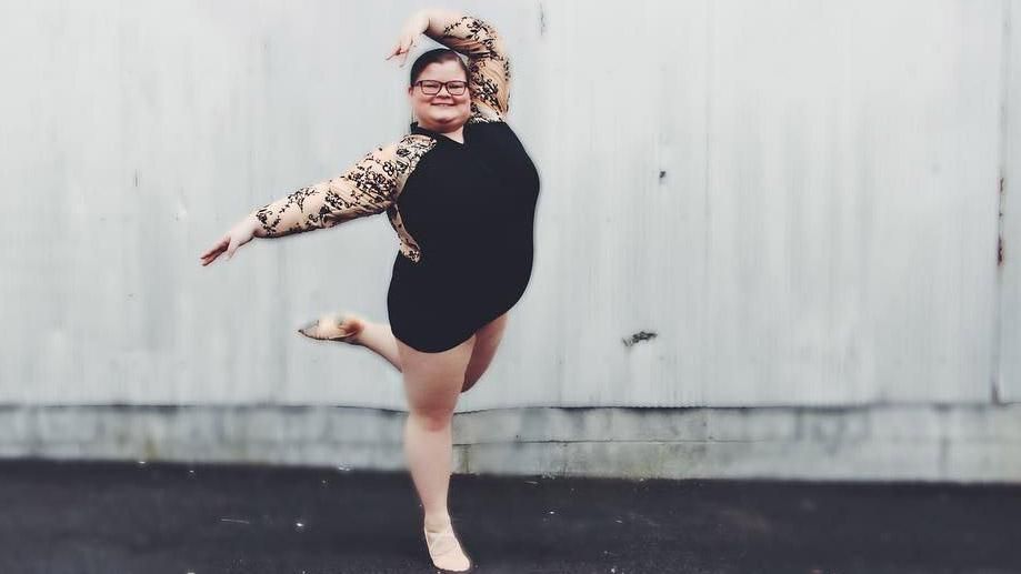 Пышнотелая балерина вдохновила многих подростков и взрослых Пышнотелая балерина вдохновила многих подростков и взрослых