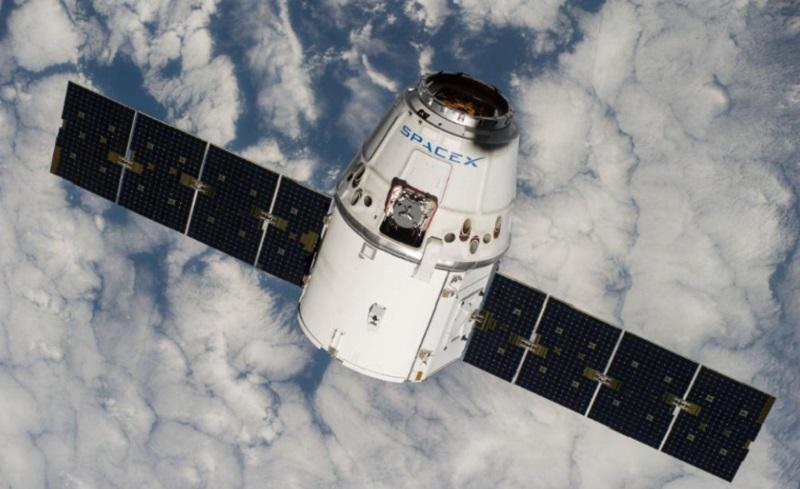 Инновационный "грузовик" SpaceX постигла неудача