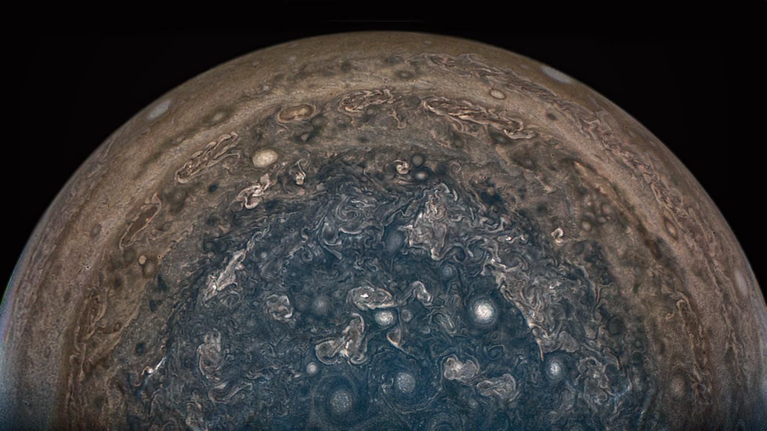 Вчені NASA показали унікальний знімок Юпітера