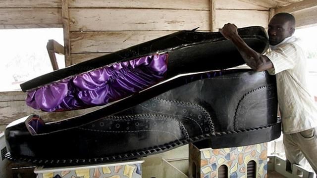 Як виглядають труни африканців сьогодні: незвичайні фото Як виглядають труни африканців сьогодні: незвичайні фото