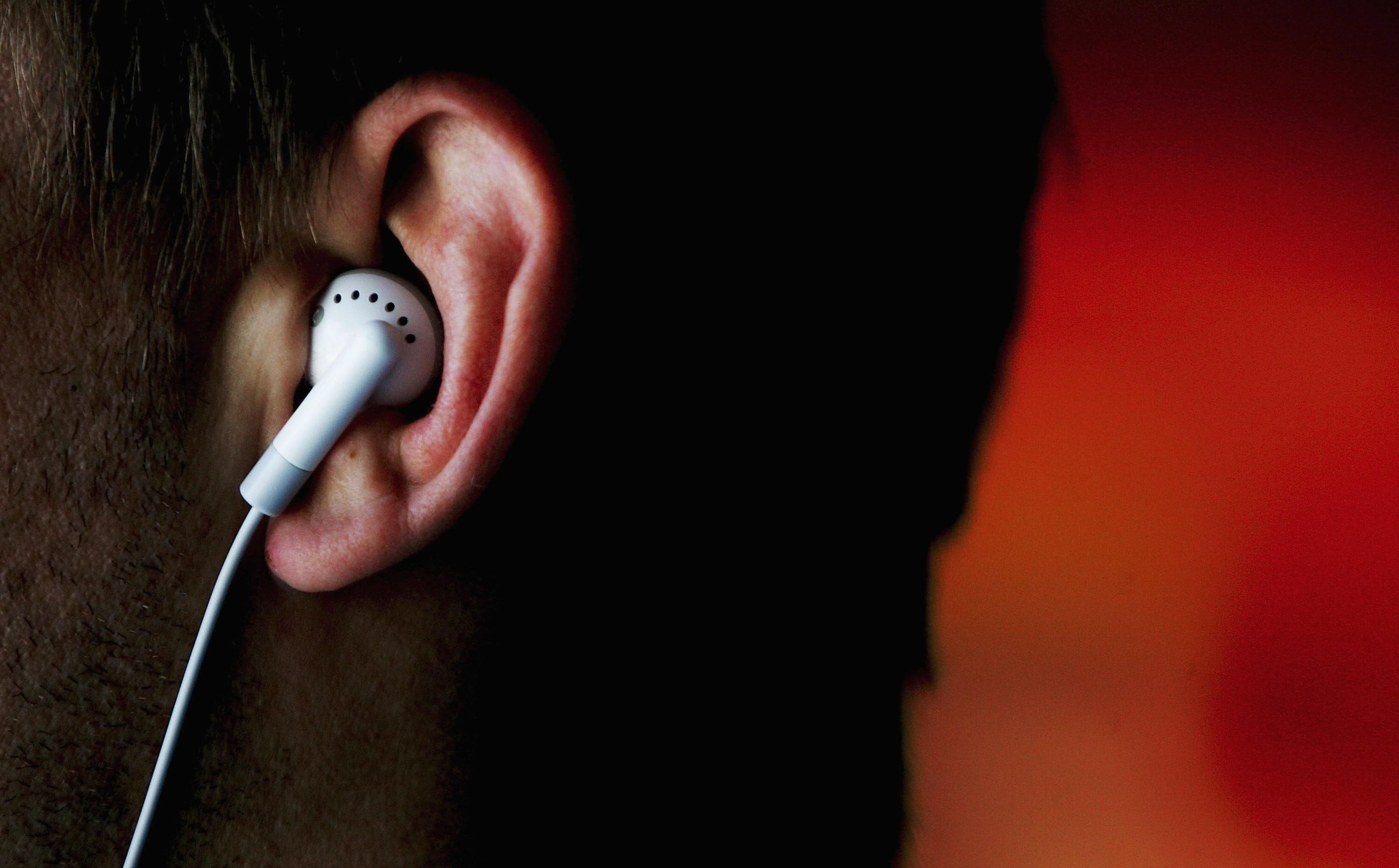 Як слухати музику і не втратити слух: поради медиків