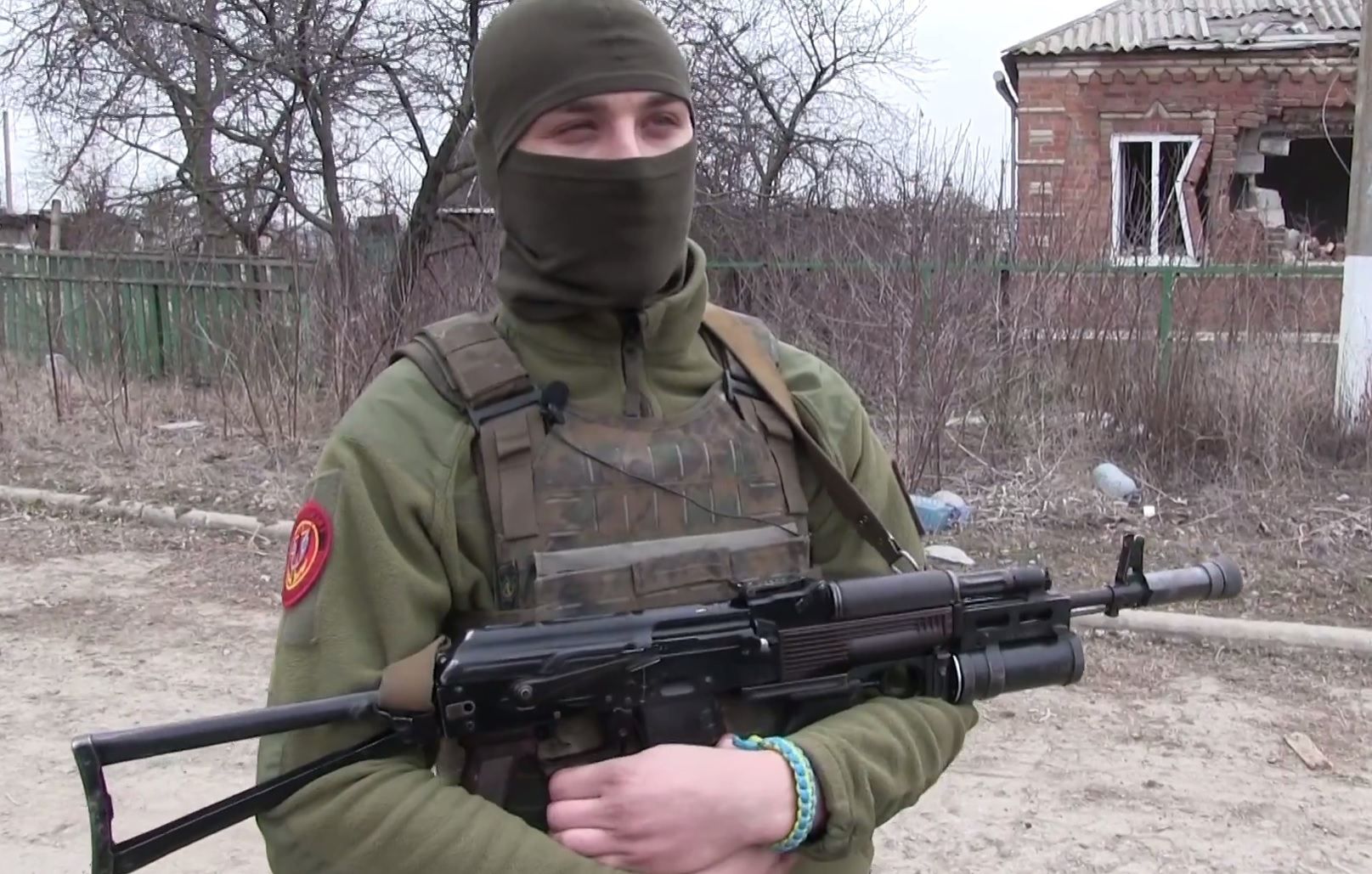 Українські військові на передовій зворушливо привітали жінок з 8 березня