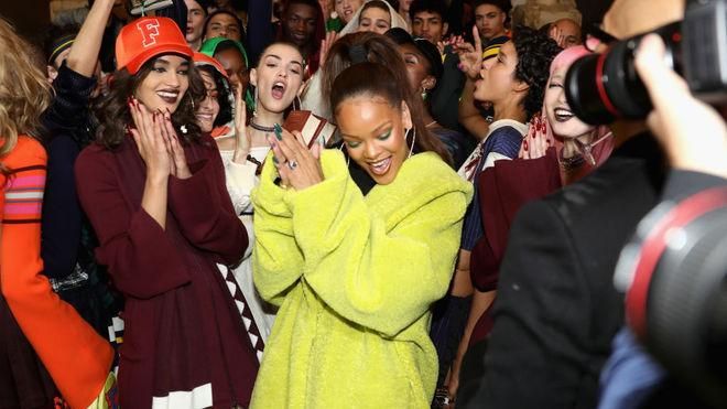 Рианна представила новую коллекцию одежды Рианна представила новую коллекцию одежды