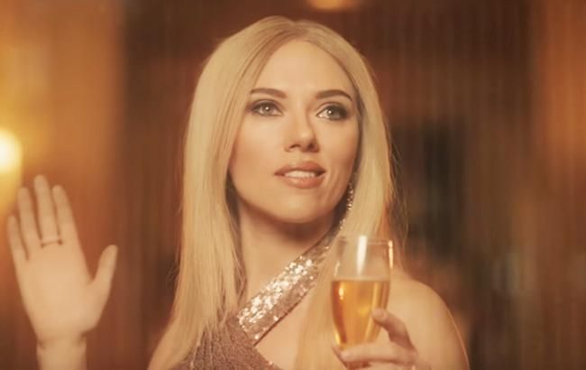 Скарлетт Йоганссон висміяла у відеоролику Іванку Трамп Скарлетт Йоганссон висміяла у відеоролику Іванку Трамп