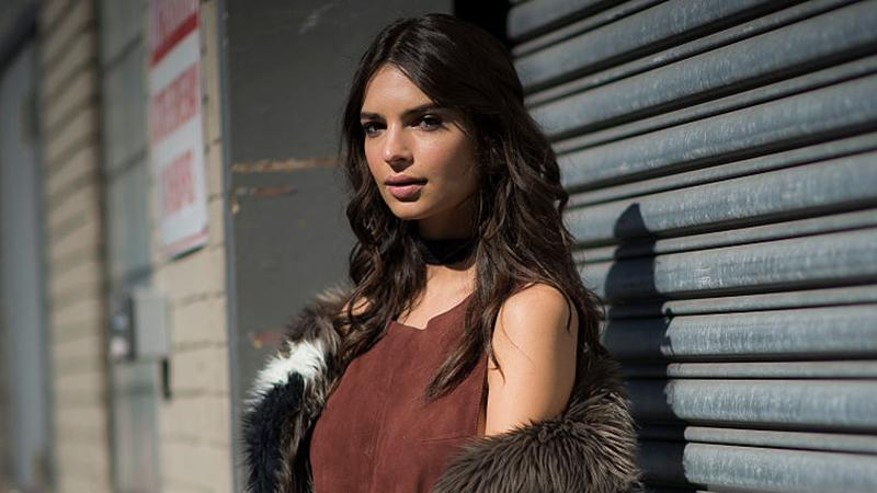 Известная модель снялась в игривой рекламе белья: появилось видео