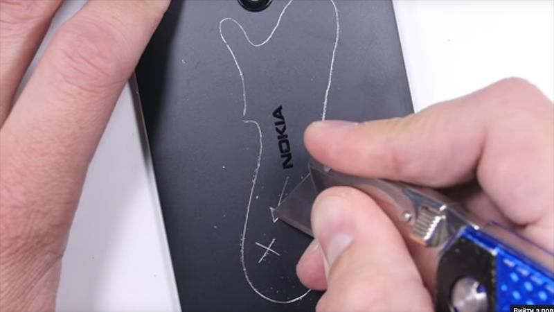 Царапали и жгли: новая Nokia 6 прошла испытания Царапали и жгли: новая Nokia 6 прошла испытания