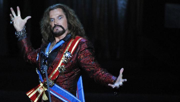 Захарченку подзвонили з Москви, – журналіст пояснив, чому Джигурду позбавили громадянства "ДНР" Захарченку подзвонили з Москви, – журналіст пояснив, чому Джигурду позбавили громадянства "ДНР"