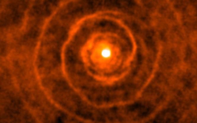 Астрономи помітили систему подвійної зірки: вражаюче відео