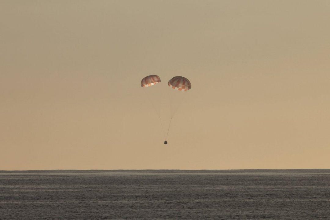 Американский корабль Dragon доставил на Землю груз с МКС Американский корабль Dragon доставил на Землю груз с МКС