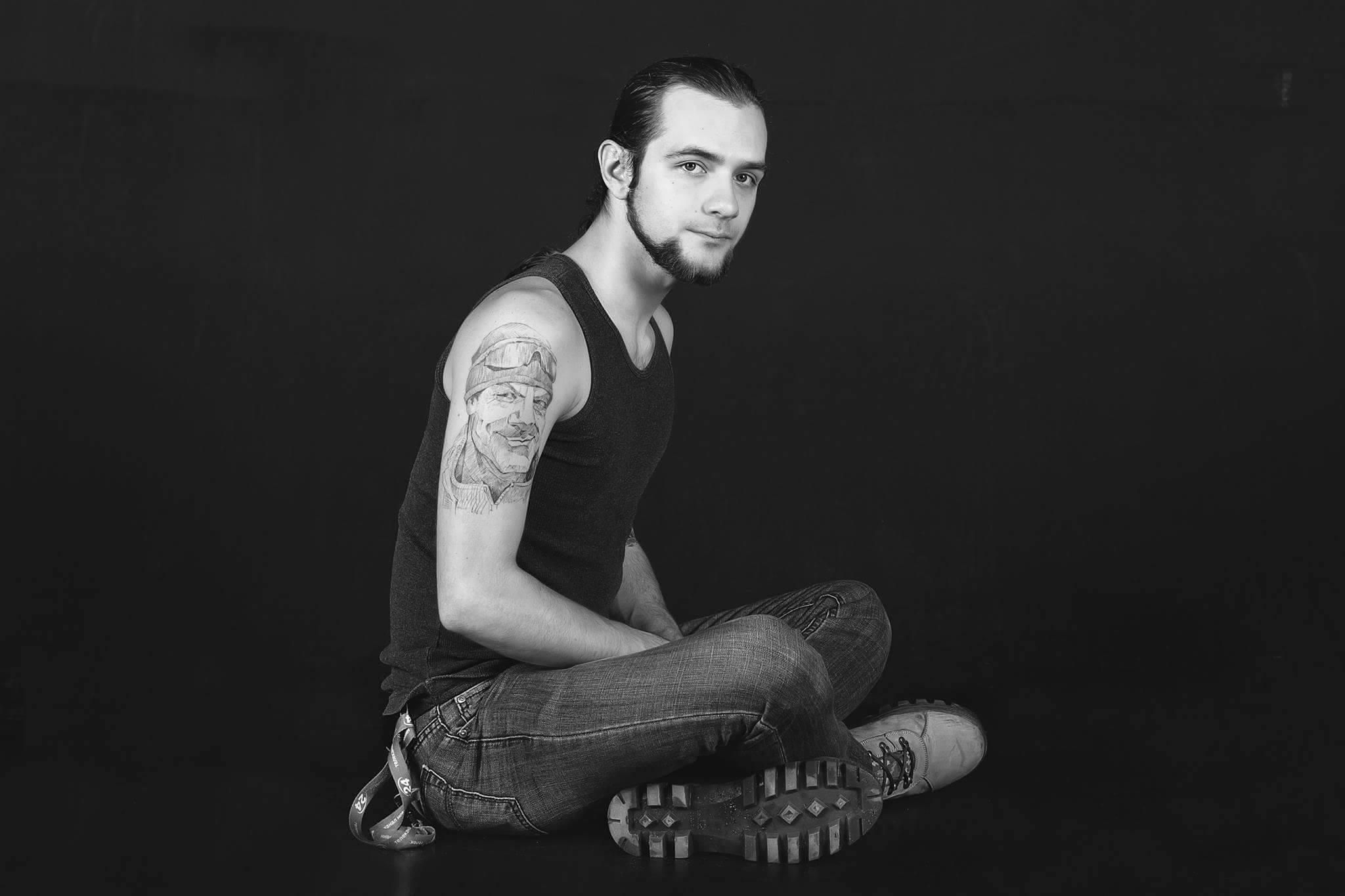 Киевский фотограф покажет всю правду об отношениях отцов с сыновьями Киевский фотограф покажет всю правду об отношениях отцов с сыновьями