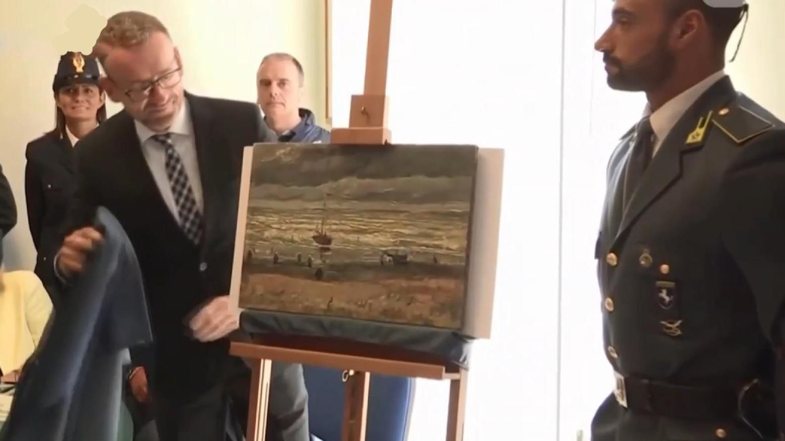 Похищенные картины Ван Гога из дома главаря мафии вернули в музей