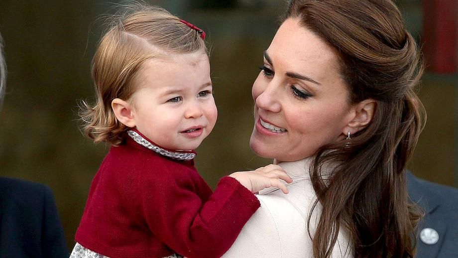 Кейт Міддлтон розповіла про випробування, які її спіткали після народження дітей Кейт Міддлтон розповіла про випробування, які її спіткали після народження дітей