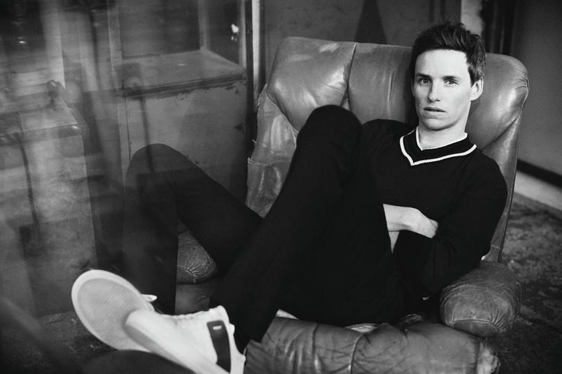 Оскароносный британский актер снялся в элегантной фотосессии: опубликовано фото