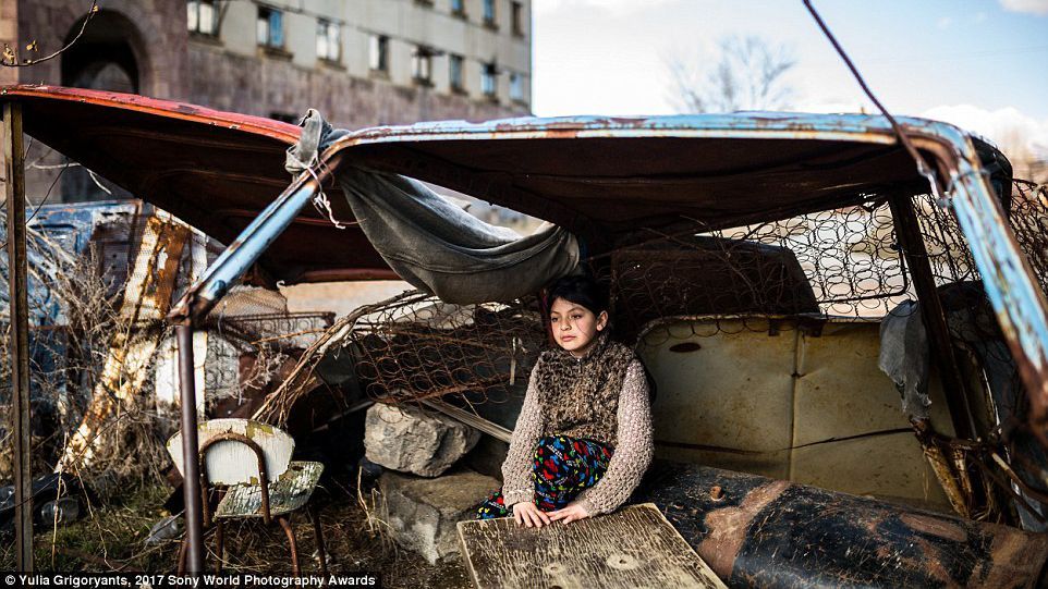 Как живут дети в разных странах мира: шокирующие фотографии Как живут дети в разных странах мира: шокирующие фотографии