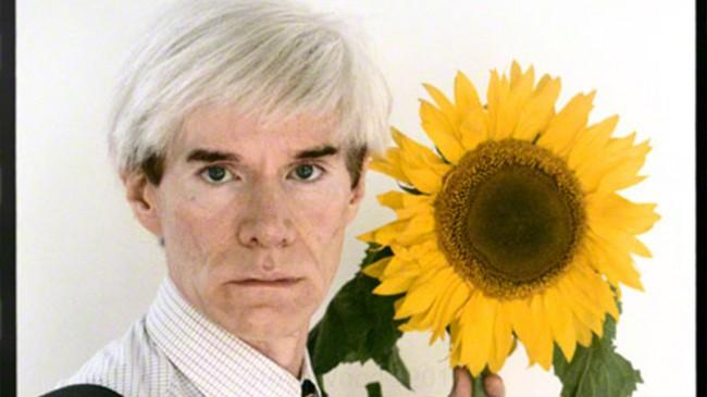 Коллекцию фотографий Энди Уорхола продадут за более чем миллион долларов