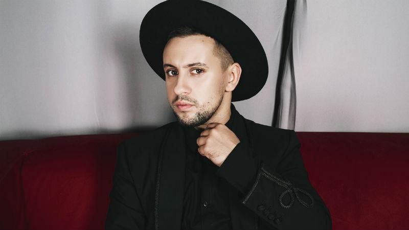 Еще один украинский певец задекларировал свои доходы: появились фото Еще один украинский певец задекларировал свои доходы: появились фото