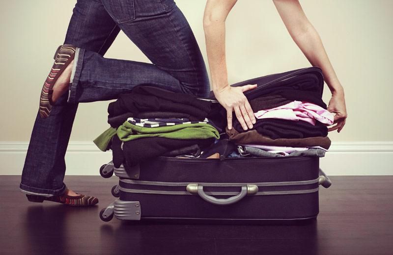 В Єгипті спіймали українського туриста, який намагався вивезти ледь не півготелю "сувенірів" В Єгипті спіймали українського туриста, який намагався вивезти ледь не півготелю "сувенірів"