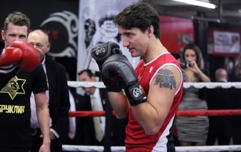 У привабливого прем’єра Канади є татуювання: опублікували фото У привабливого прем’єра Канади є татуювання: опублікували фото