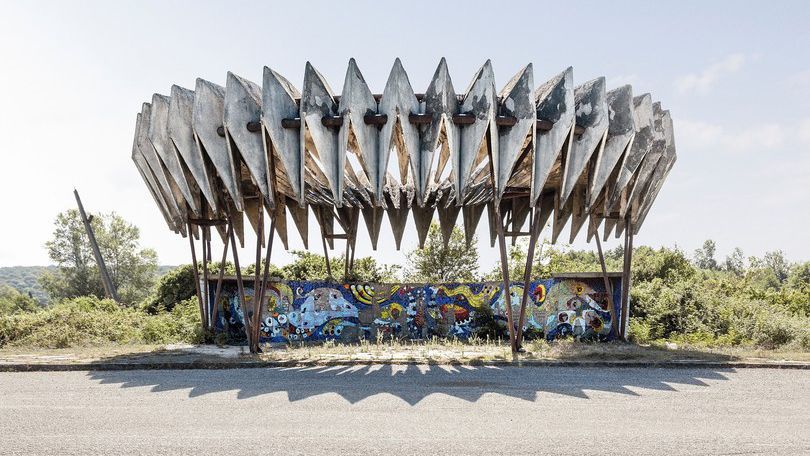 Як виглядають радянські зупинки в Україні та поза її межами: опубліковано фото Як виглядають радянські зупинки в Україні та поза її межами: опубліковано фото