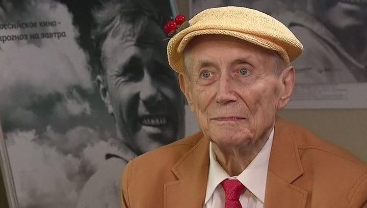 Сын Евтушенко рассказал о последних часах жизни поэта Сын Евтушенко рассказал о последних часах жизни поэта