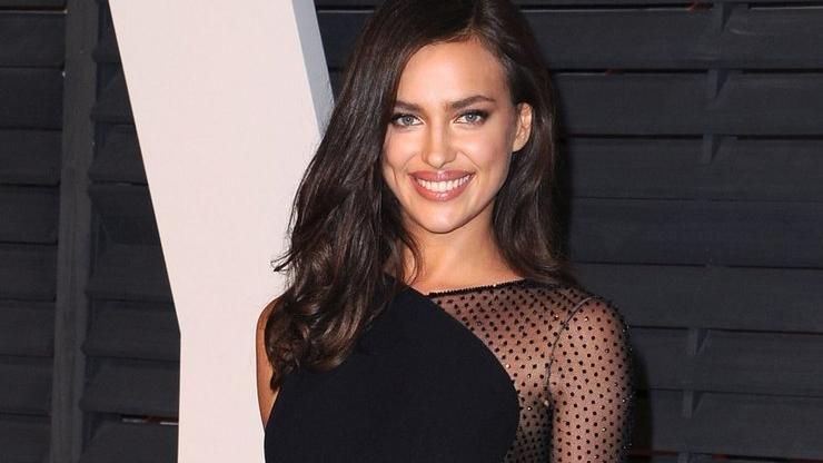 Вагітна супермодель стала обличчям відомого глянцю Вагітна супермодель стала обличчям відомого глянцю