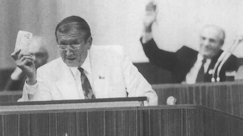 Горбачев рассказал о Евтушенко, который менял общество