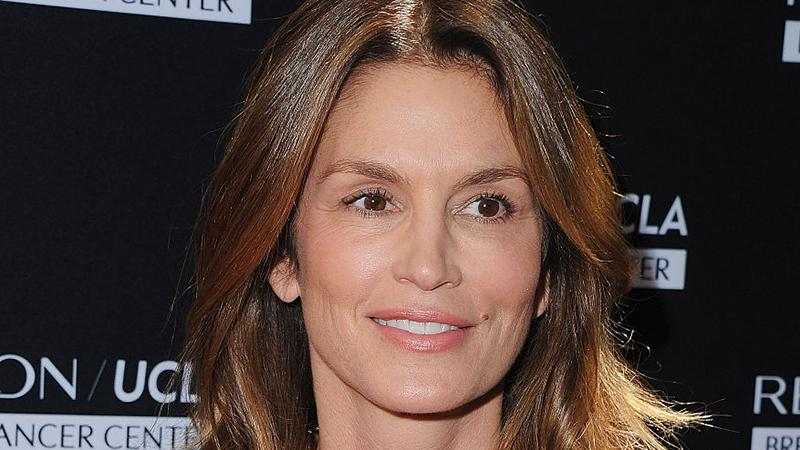 51-летняя Синди Кроуфорд показала великолепную фигуру в бикини: появились фото