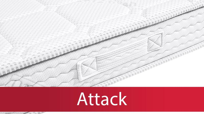 Месть за недосып: матрас врезался в мотоциклиста