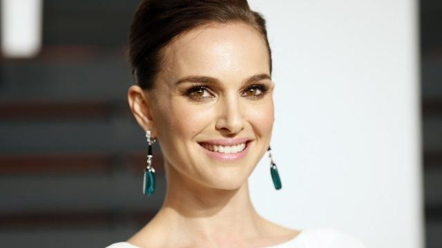 Голливудская актриса впервые появилась на публике после родов