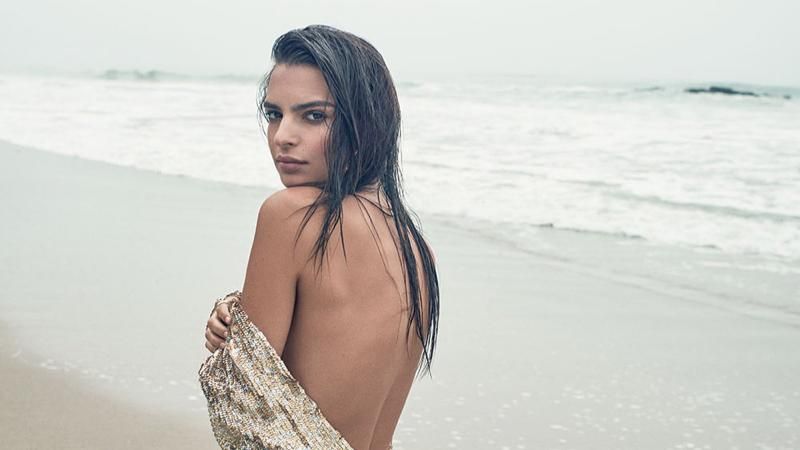 В Женеве позволили женщинам загорать с обнаженной грудью В Женеве позволили женщинам загорать с обнаженной грудью