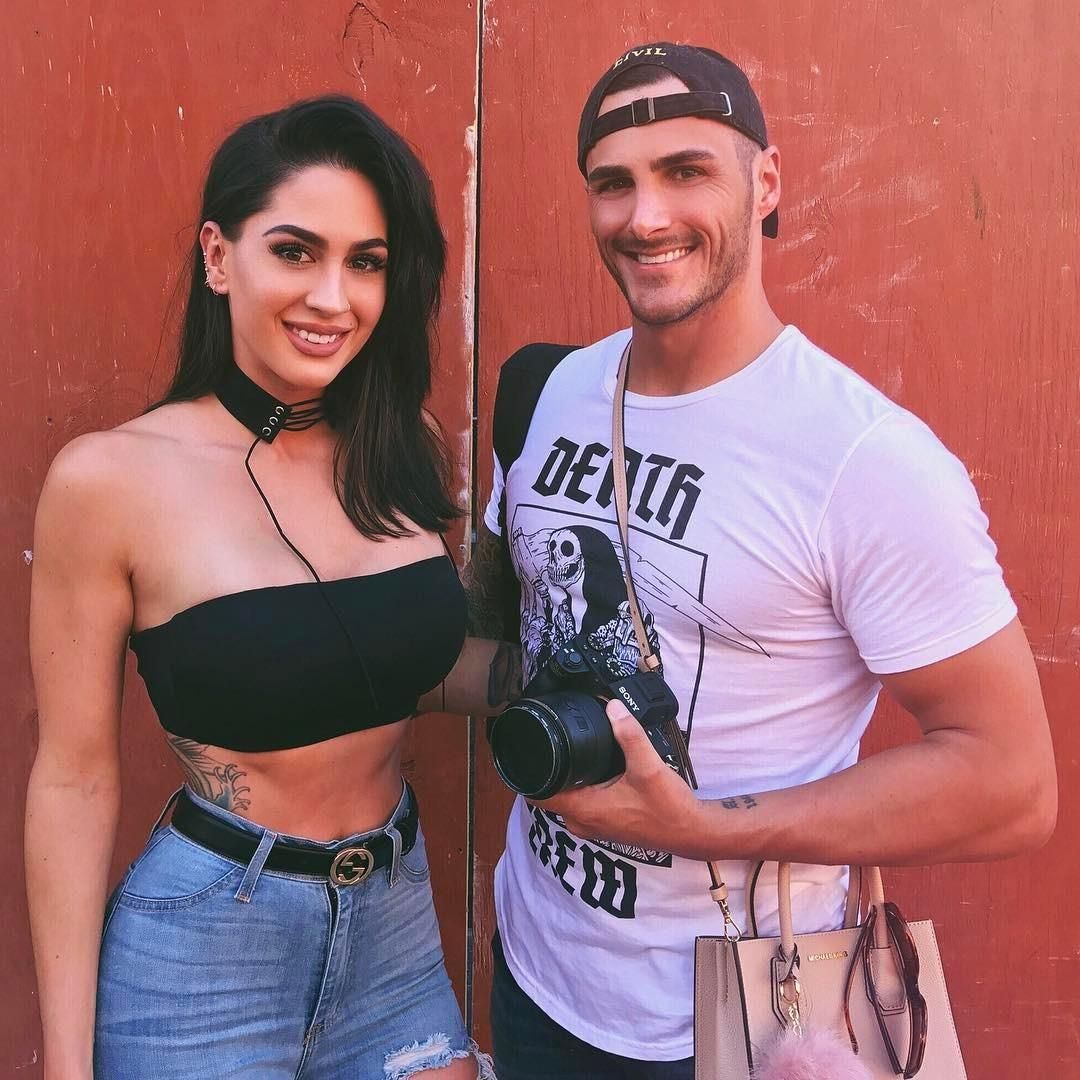 Девушка-механик после армии стала соблазнительной фитнес-моделью: фото Девушка-механик после армии стала соблазнительной фитнес-моделью: фото