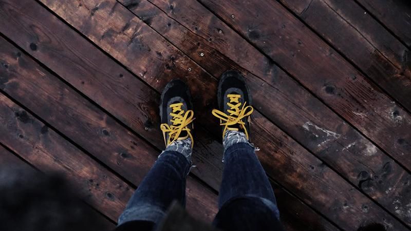 Вчені пояснили, чому розв'язуються шнурівки Вчені пояснили, чому розв'язуються шнурівки