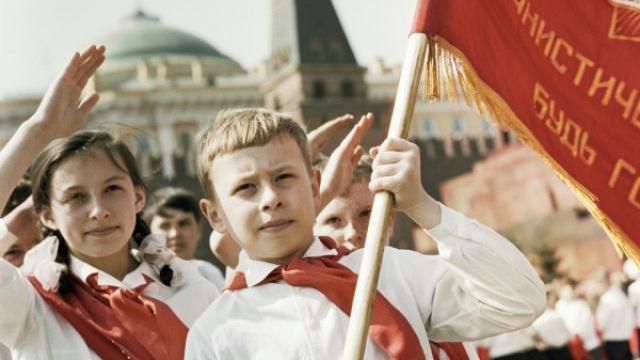 Лучший технический университет в мире издал книгу о коммунизме для детей Лучший технический университет в мире издал книгу о коммунизме для детей