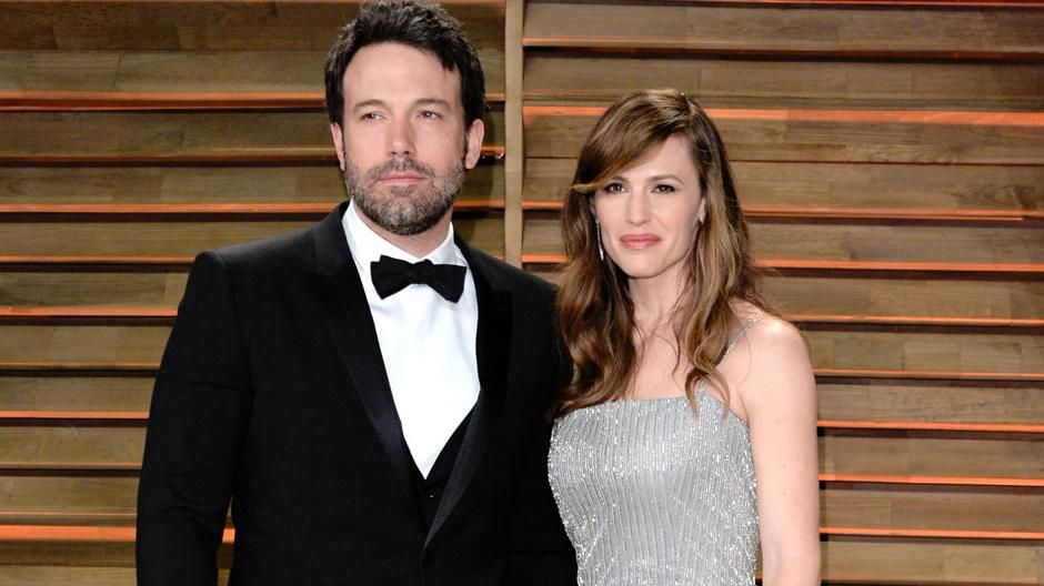Жена Бена Аффлека официально подала на развод Жена Бена Аффлека официально подала на развод