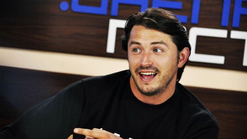 Притула показал, как празднует с семьей Пасху: курьезное видео Притула показал, как празднует с семьей Пасху: курьезное видео